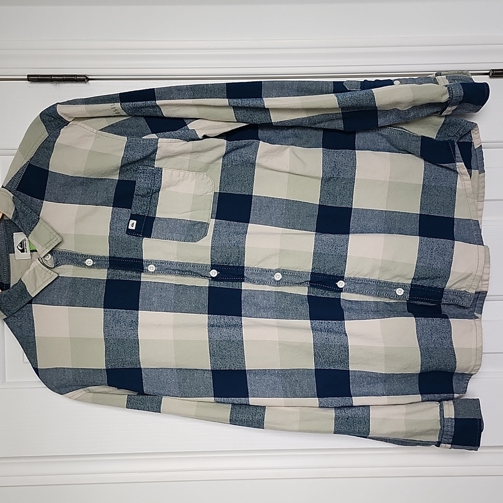 Quiksilver Men's Plaid Button-Up Shirt in Navy, Cream, Light Green